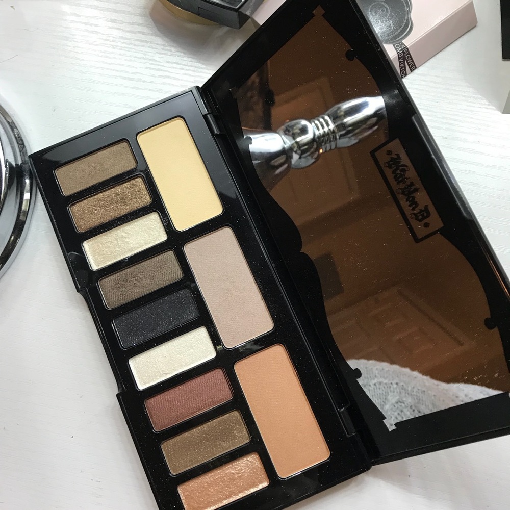 Kat Von D Shade + Light Glimmer palette